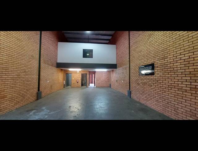 193M² WAREHOUSE TO LET IN HENNOPSPARK